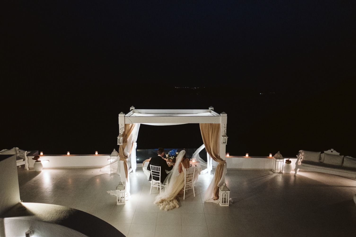 michele-and-chad-elopement-in-santorini