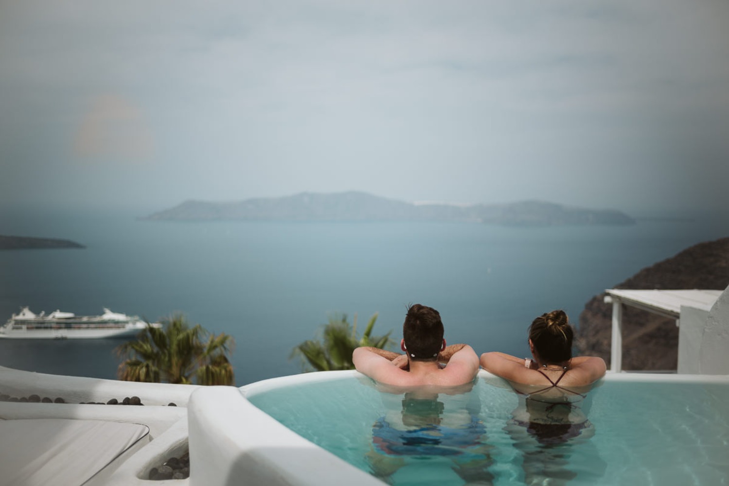 michele-and-chad-elopement-in-santorini