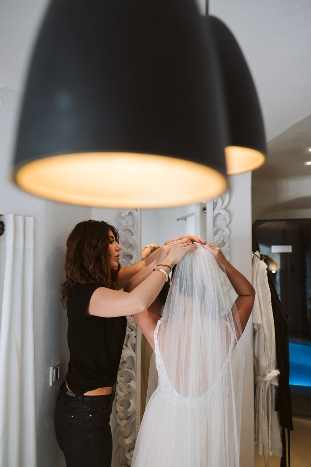 michele-and-chad-elopement-in-santorini