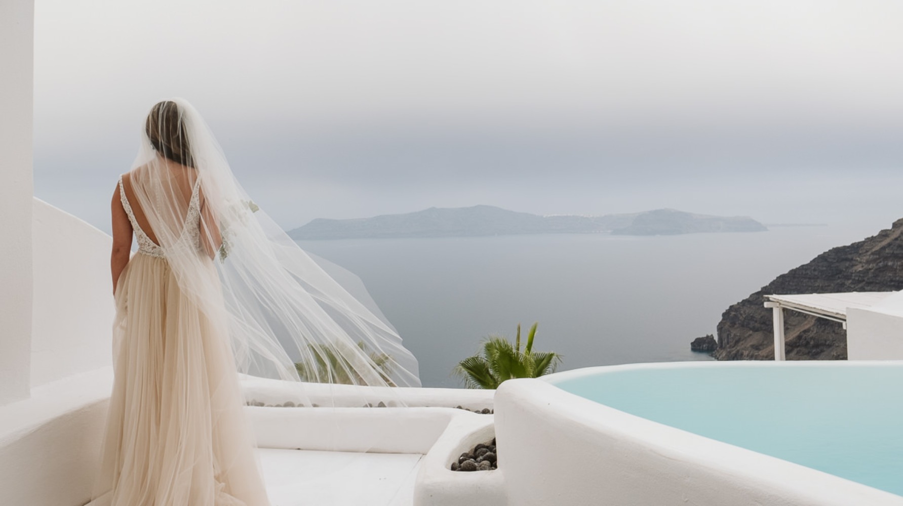 michele-and-chad-elopement-in-santorini