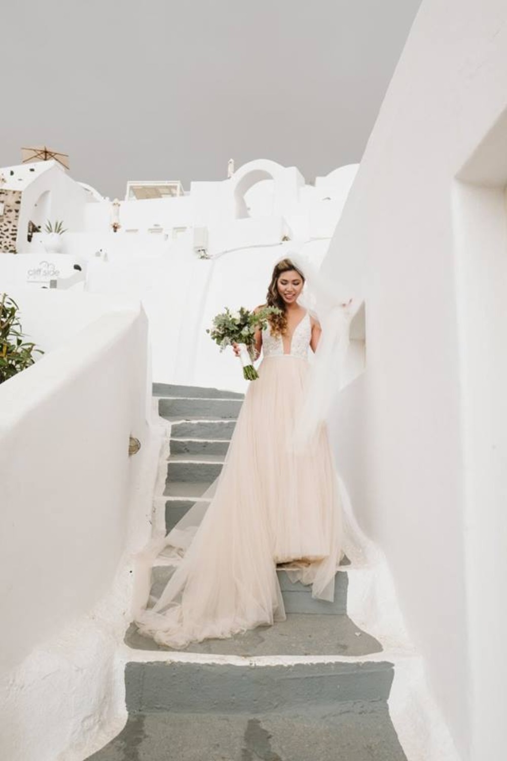 michele-and-chad-elopement-in-santorini