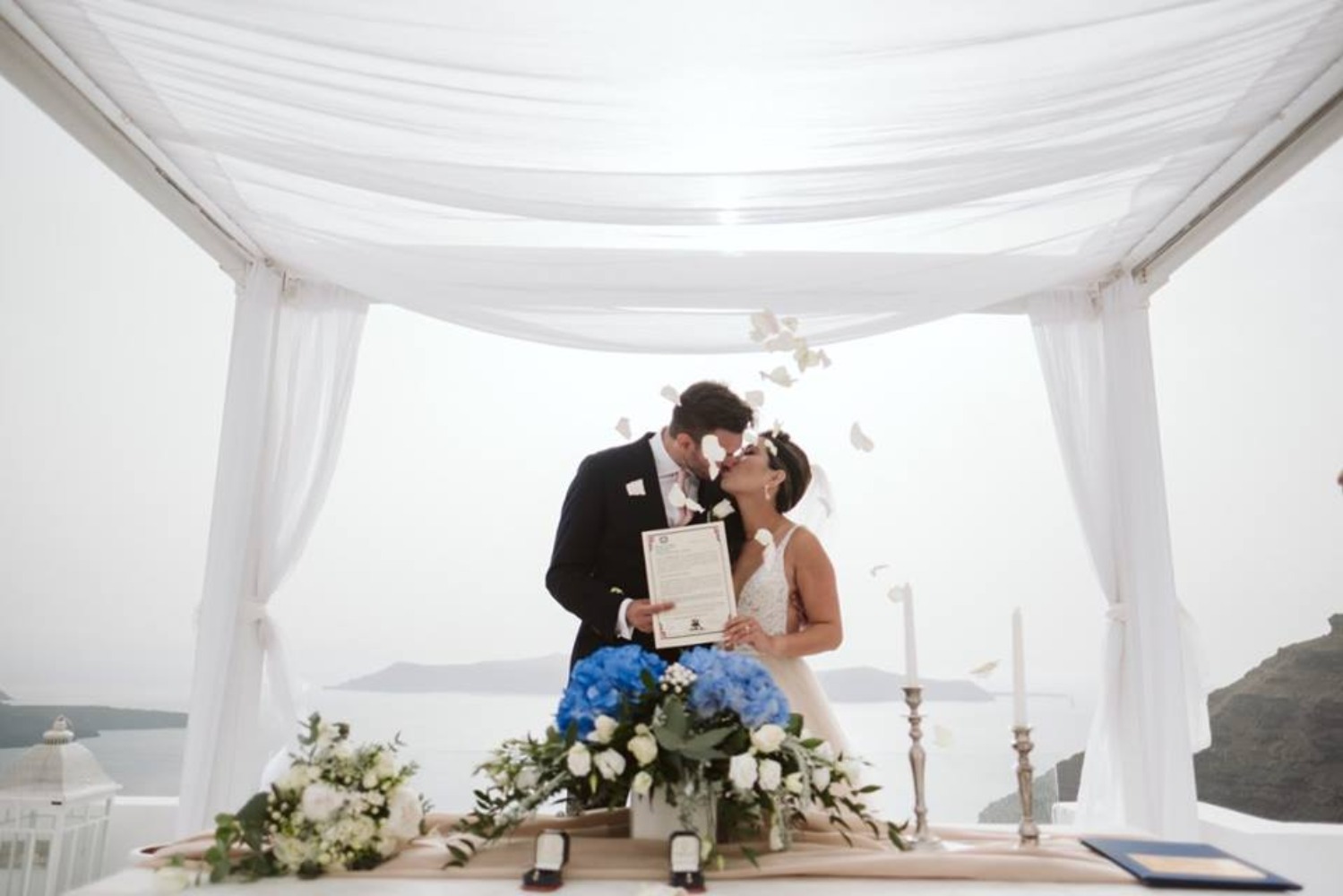 michele-and-chad-elopement-in-santorini