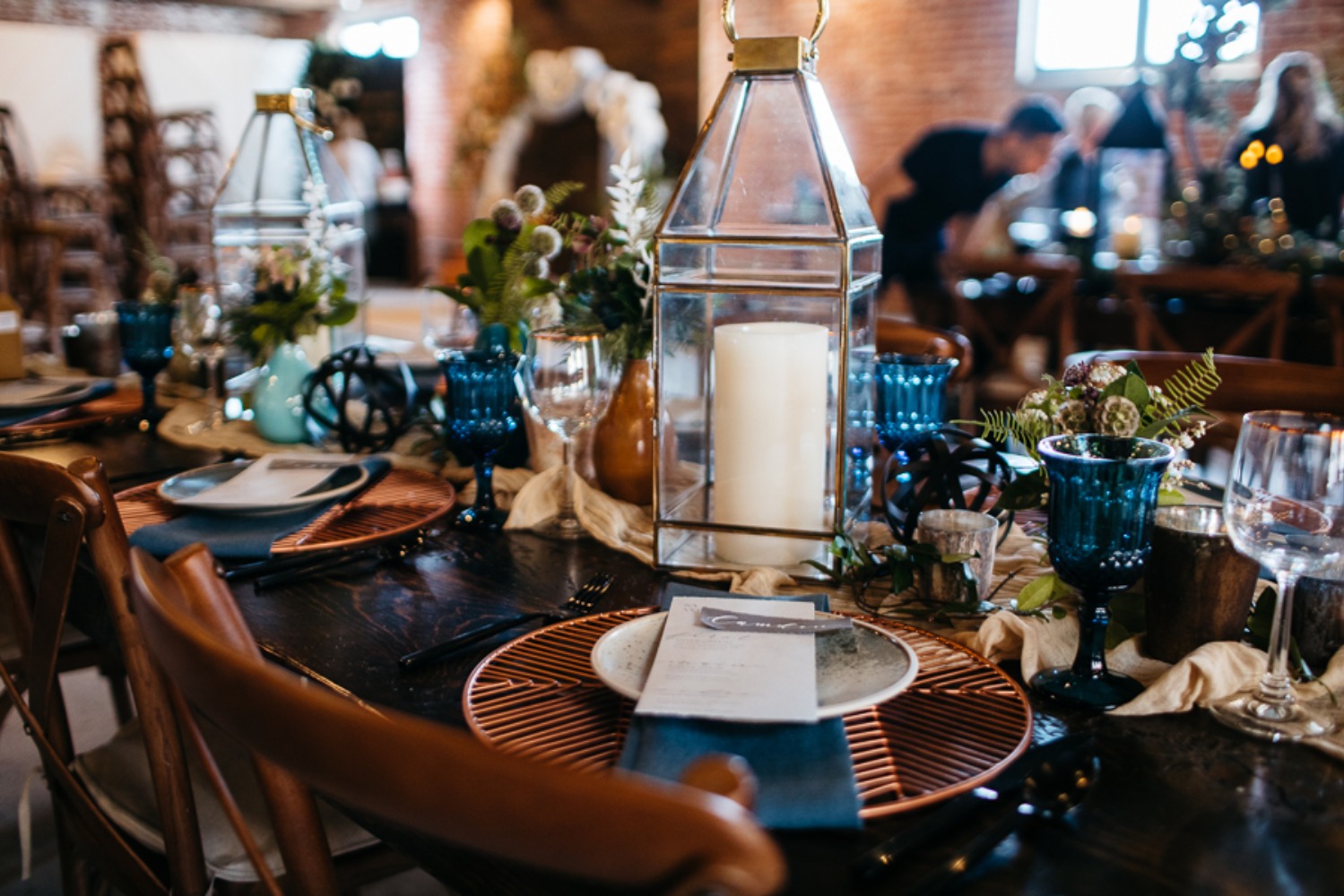 mid-century-modern-mystique-wedding-idea