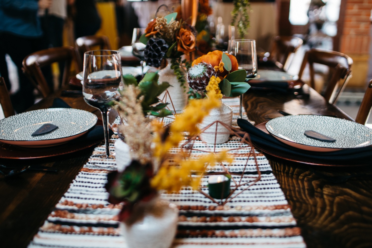 mid-century-modern-mystique-wedding-idea