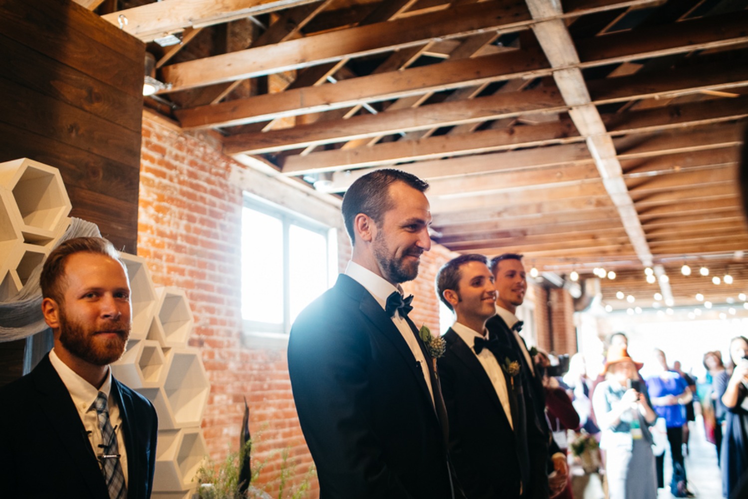 mid-century-modern-mystique-wedding-idea