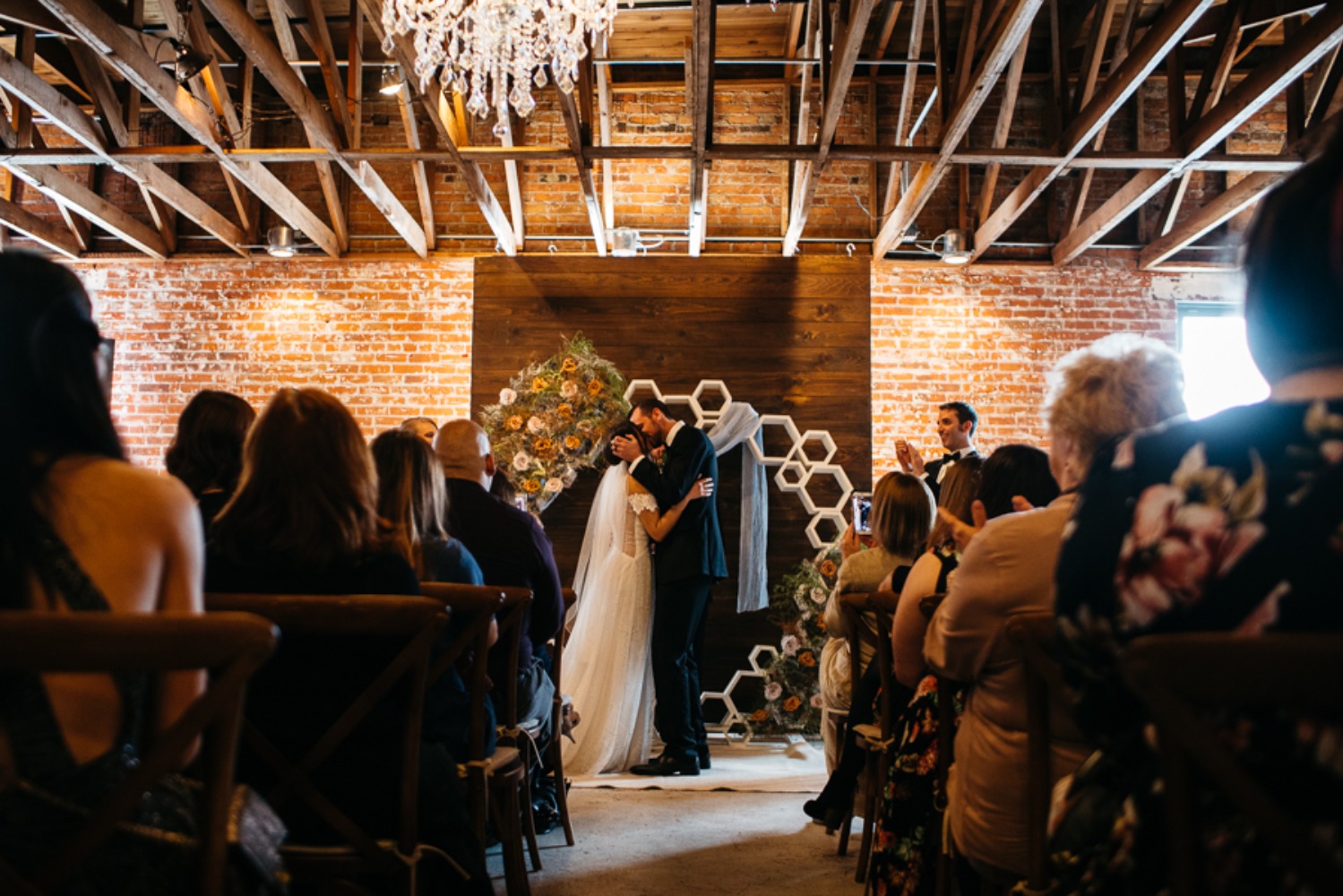 mid-century-modern-mystique-wedding-idea