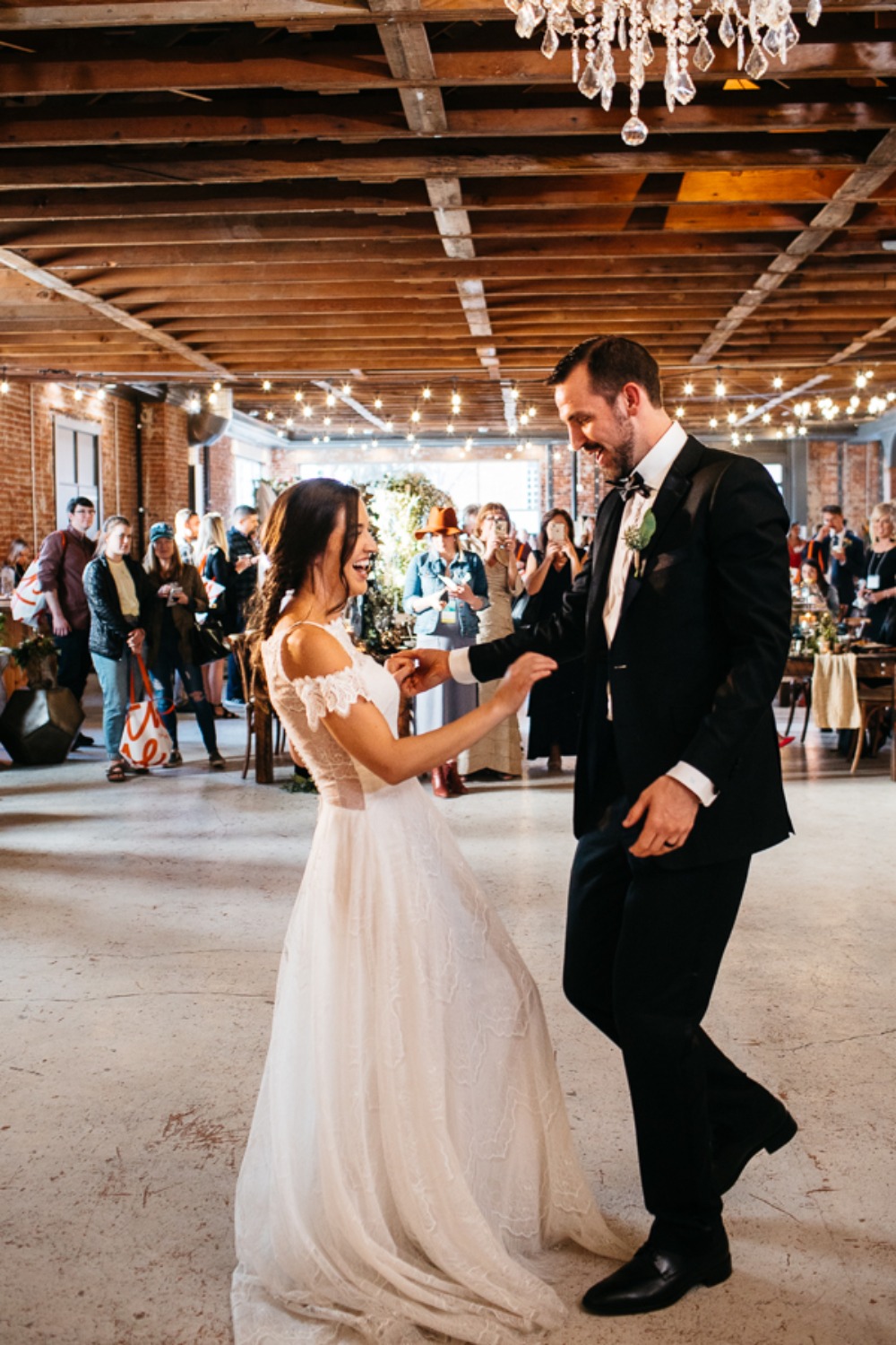 mid-century-modern-mystique-wedding-idea