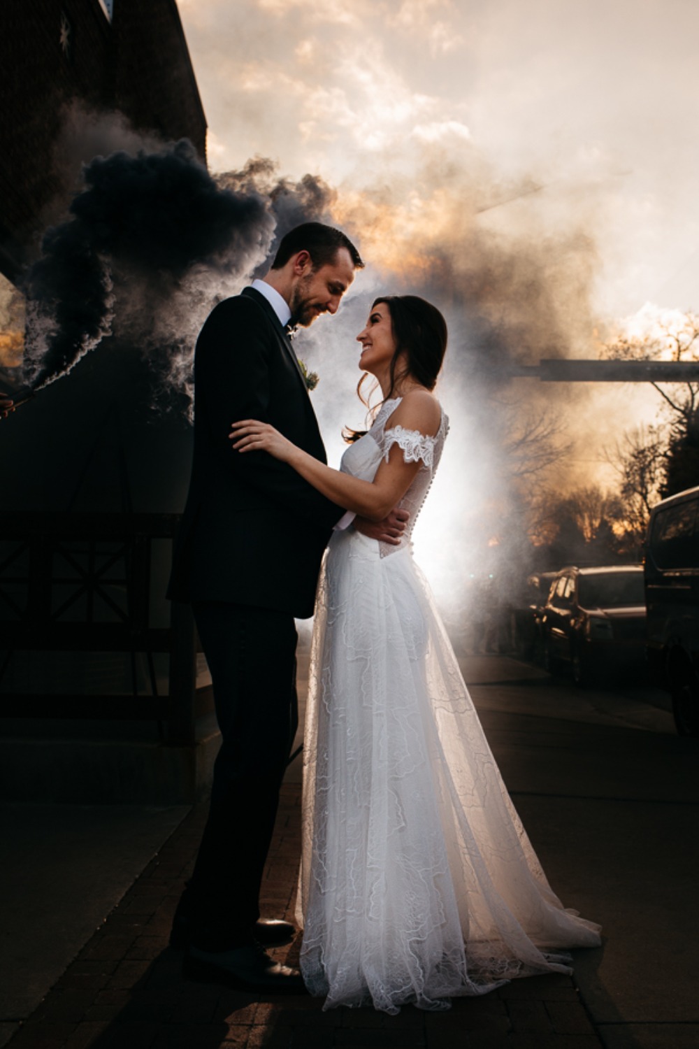 mid-century-modern-mystique-wedding-idea
