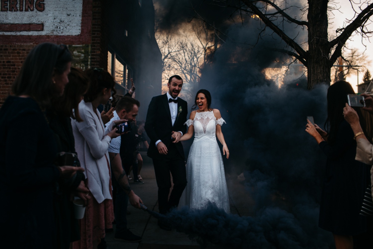 mid-century-modern-mystique-wedding-idea