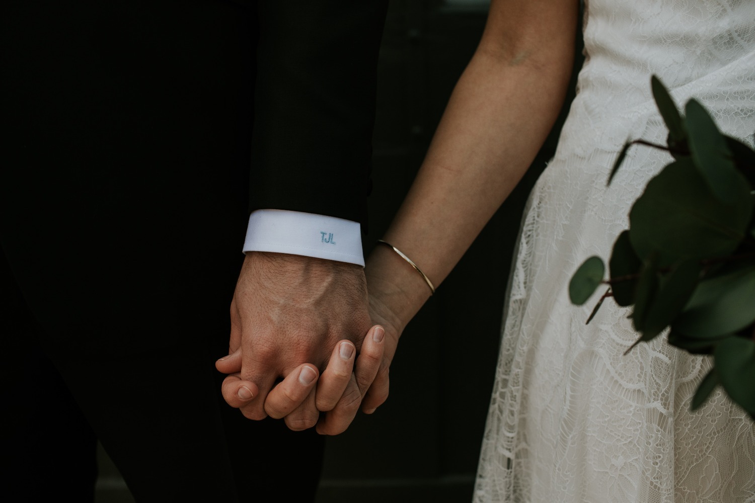 mid-century-modern-mystique-wedding-idea