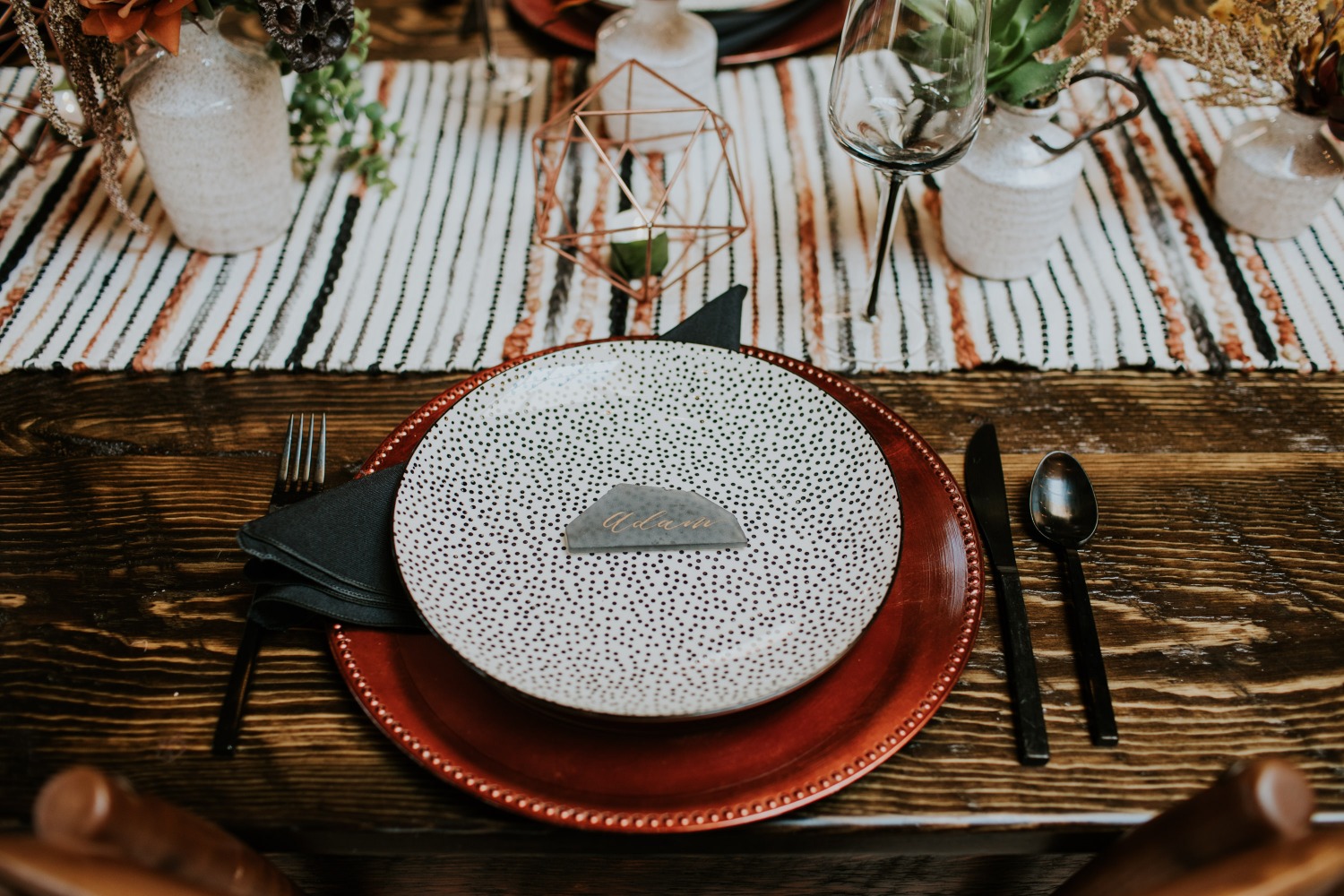 mid-century-modern-mystique-wedding-idea