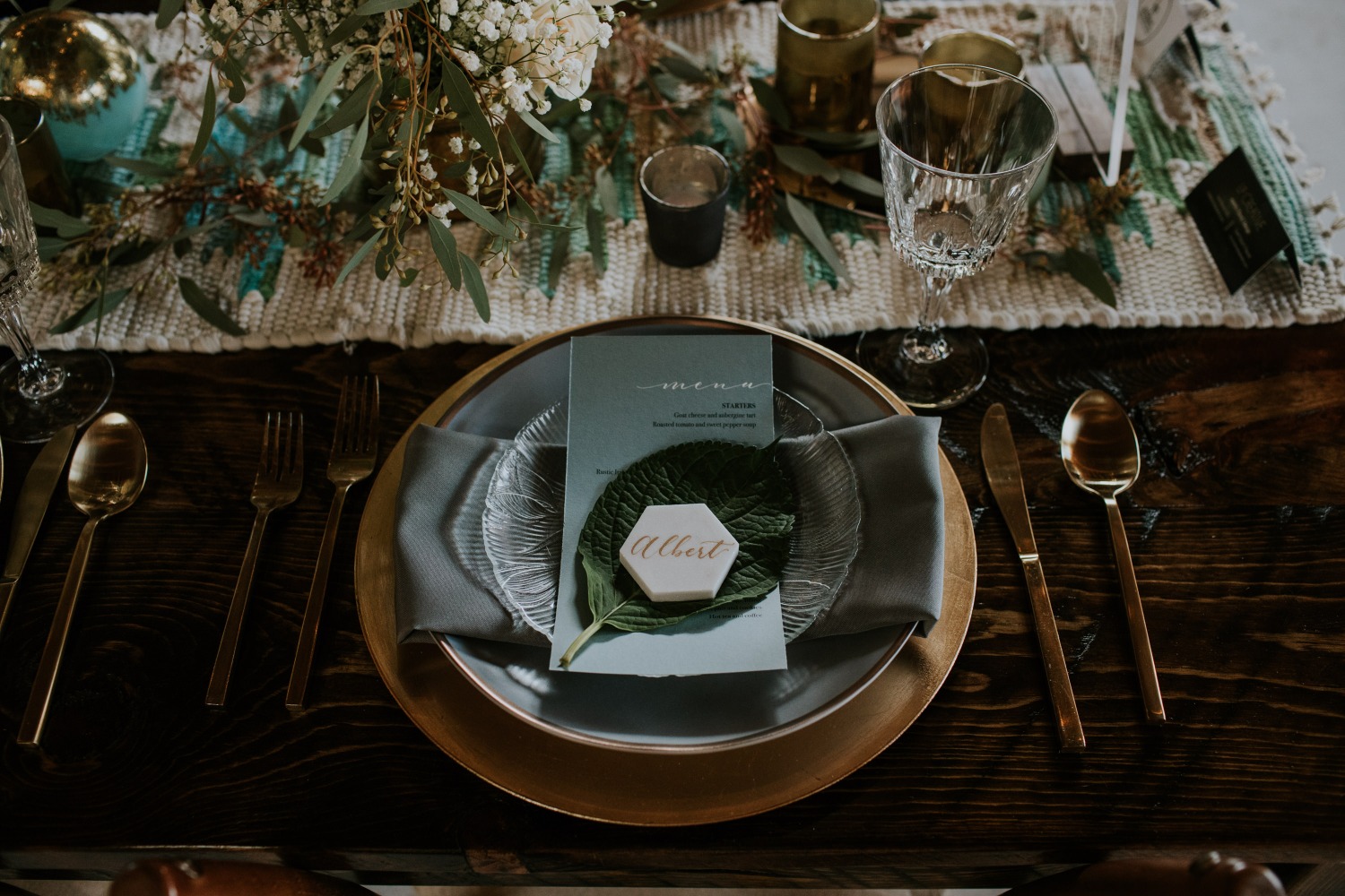 mid-century-modern-mystique-wedding-idea