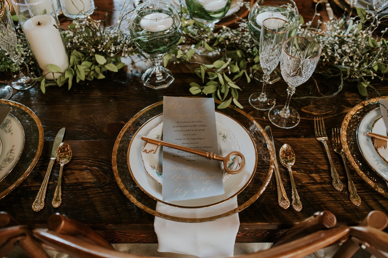 mid-century-modern-mystique-wedding-idea
