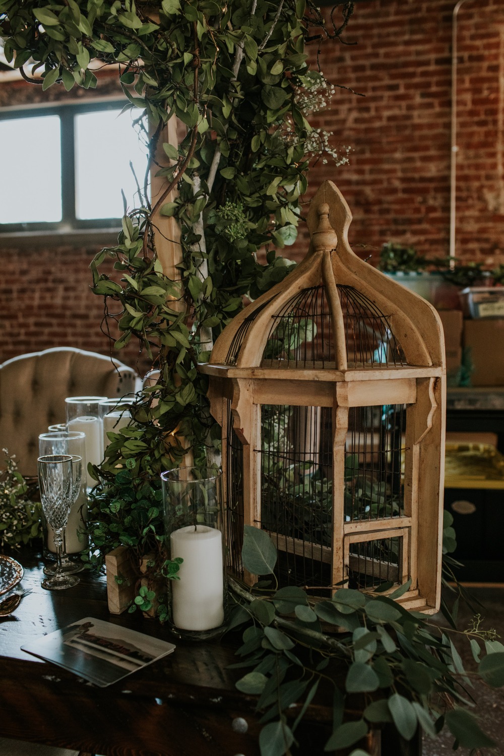 mid-century-modern-mystique-wedding-idea