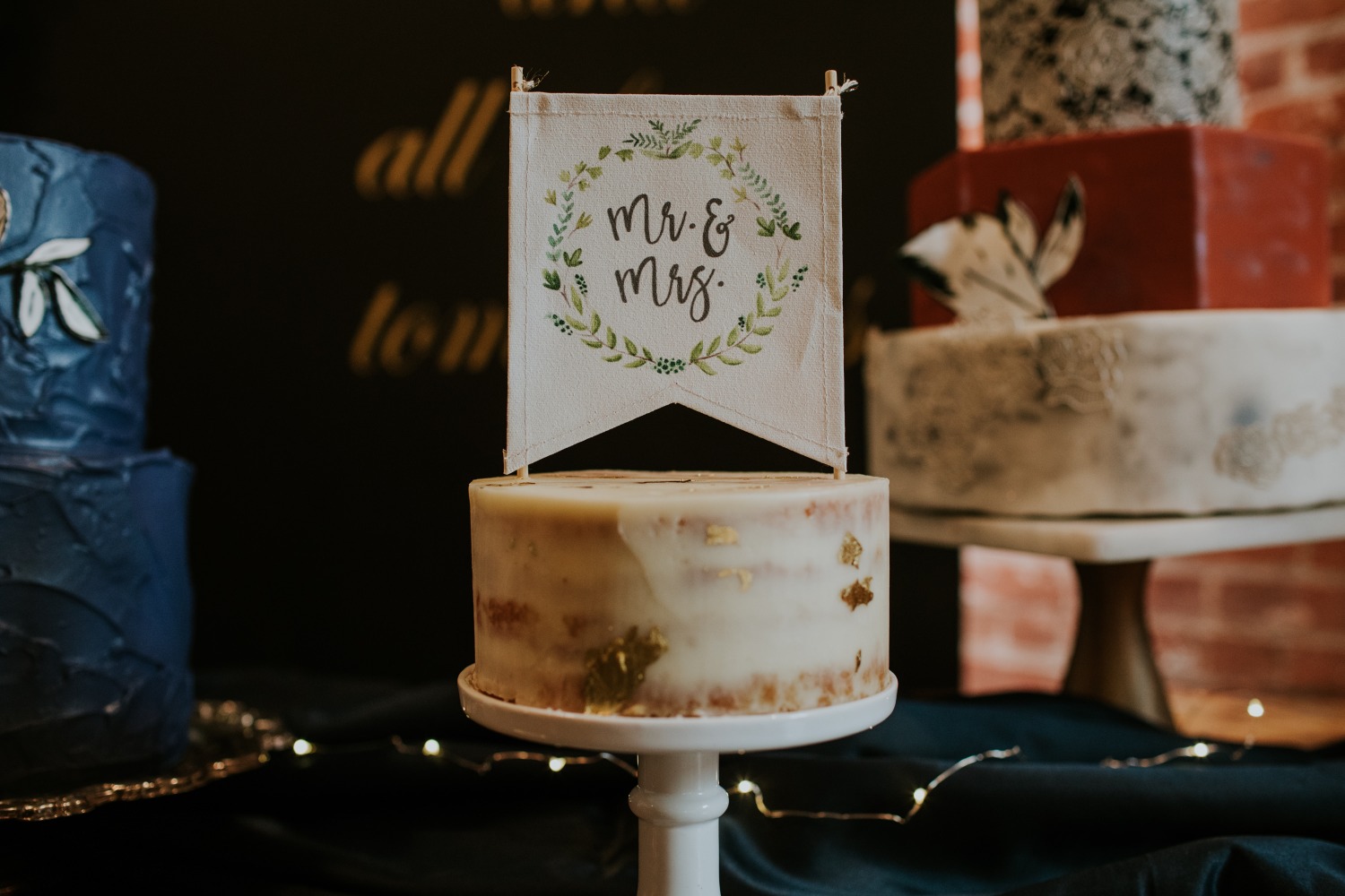 mid-century-modern-mystique-wedding-idea
