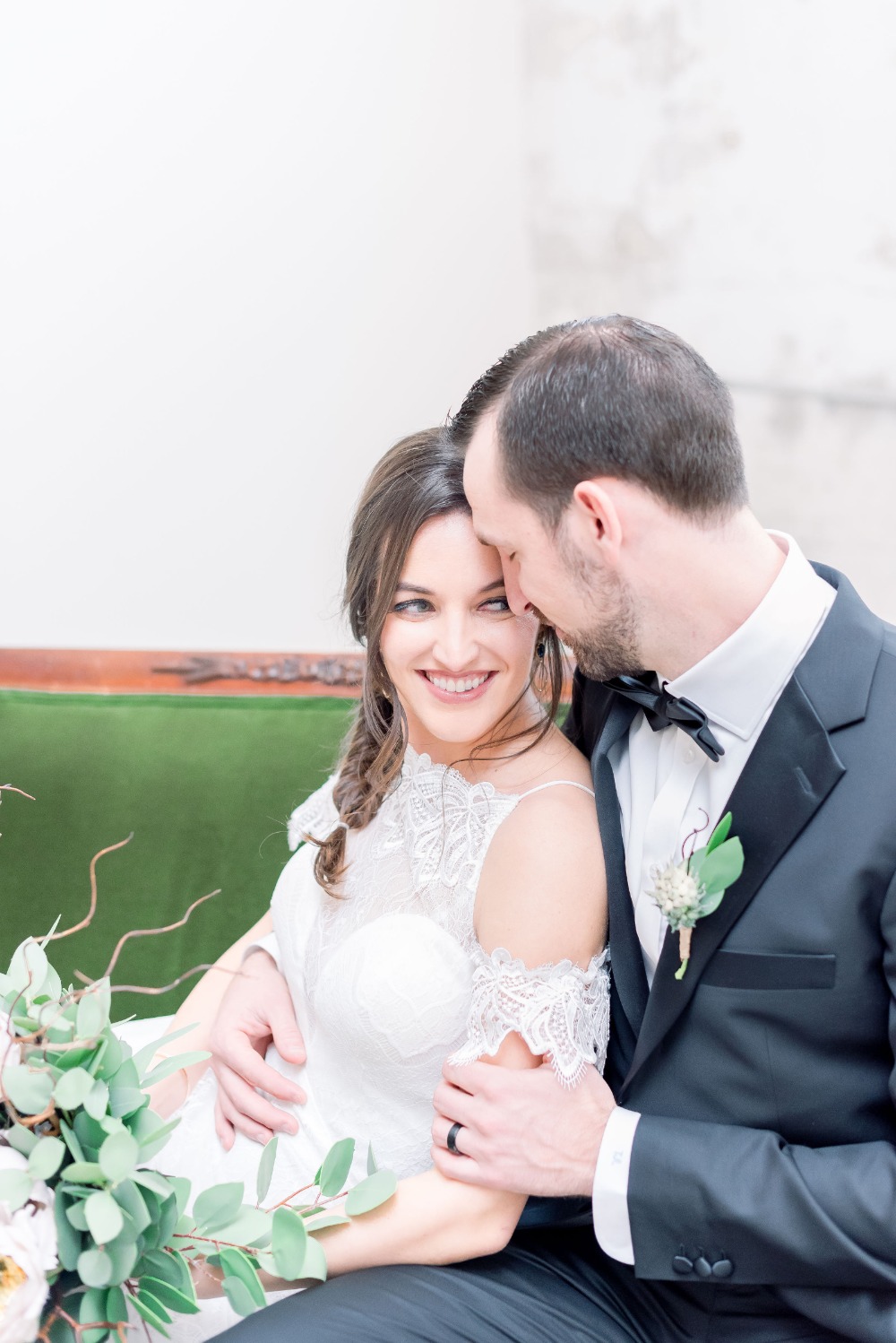 mid-century-modern-mystique-wedding-idea