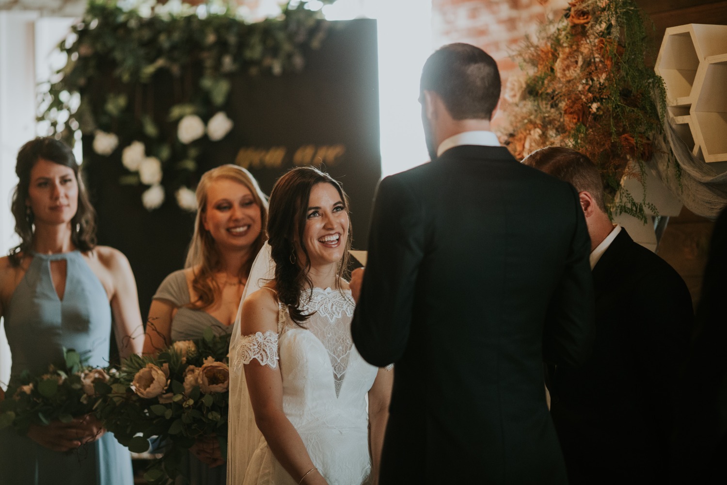 mid-century-modern-mystique-wedding-idea