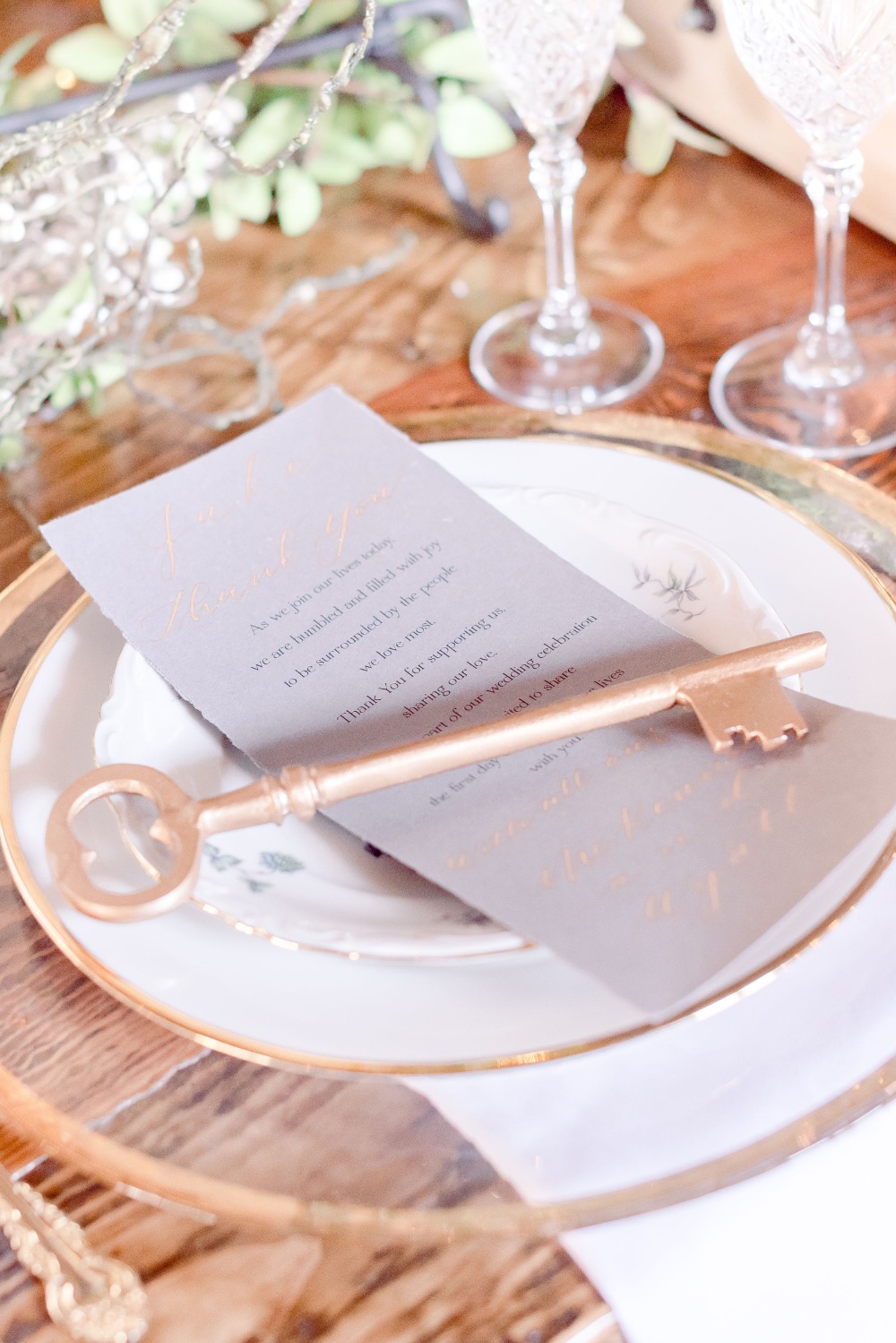 mid-century-modern-mystique-wedding-idea