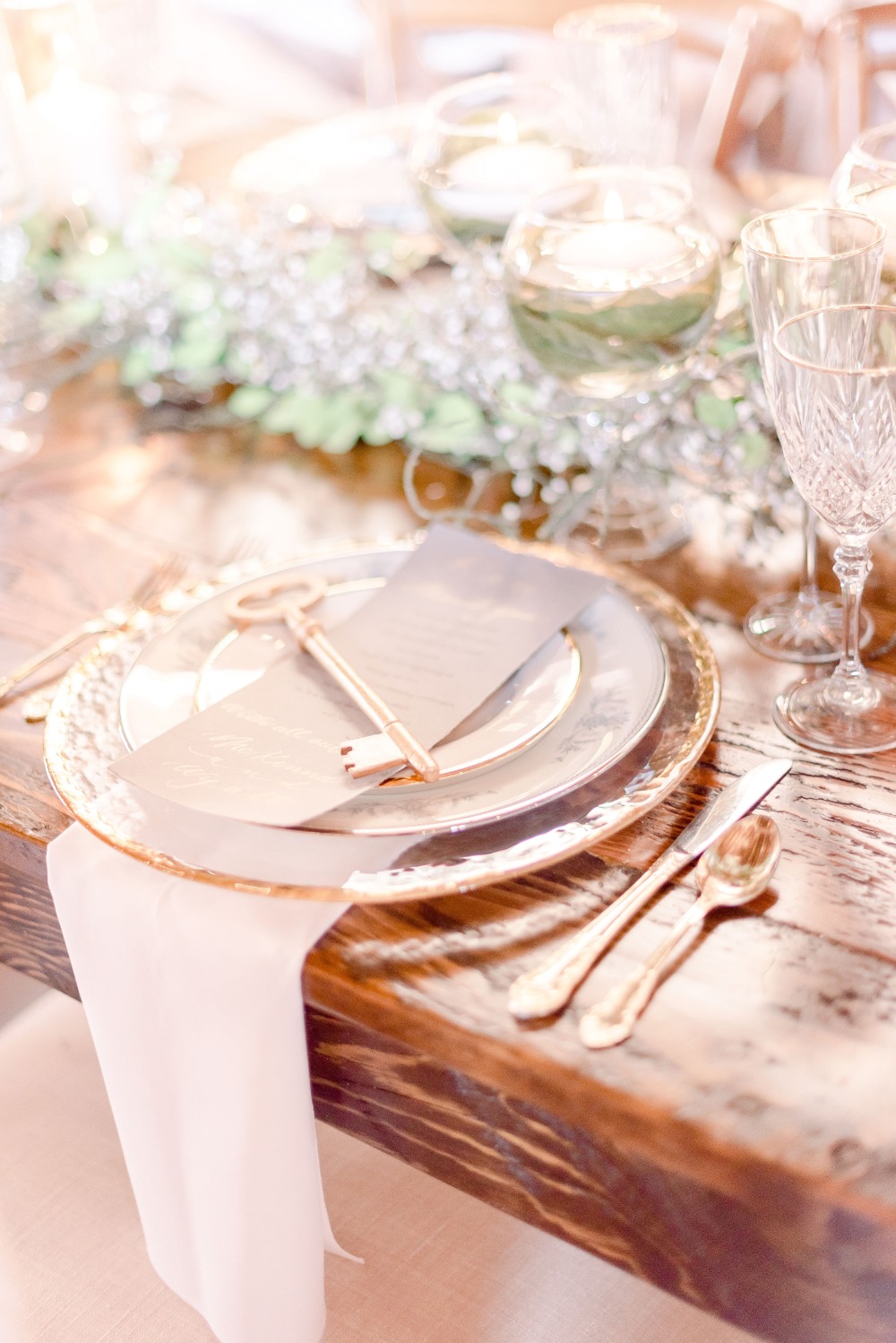 mid-century-modern-mystique-wedding-idea