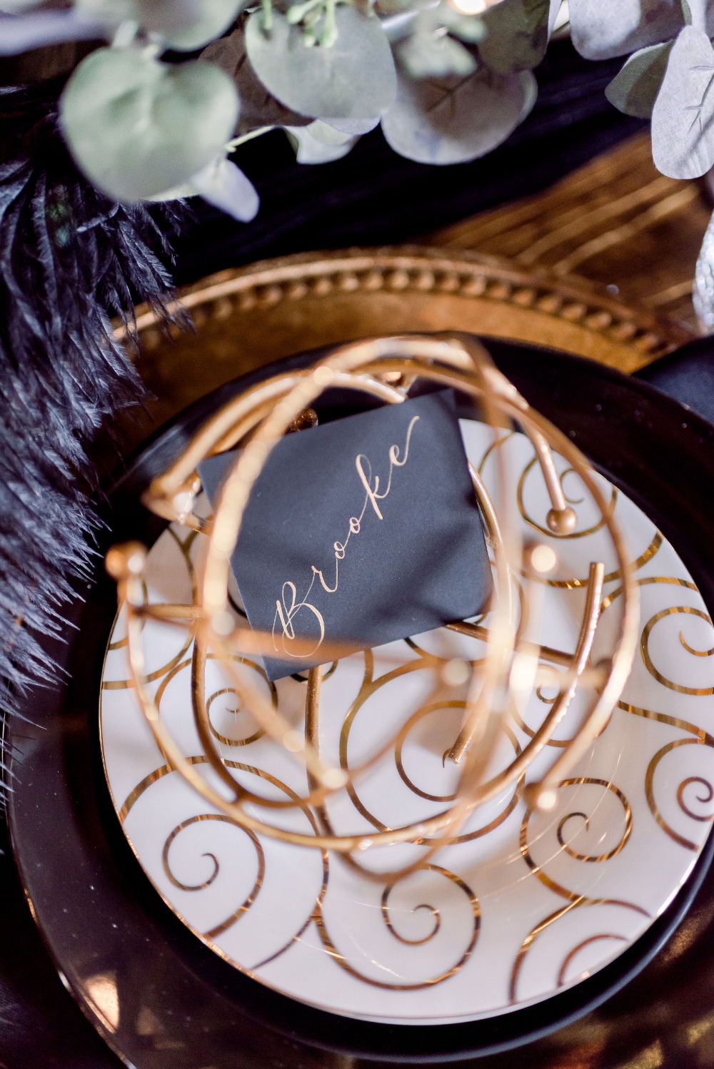 mid-century-modern-mystique-wedding-idea