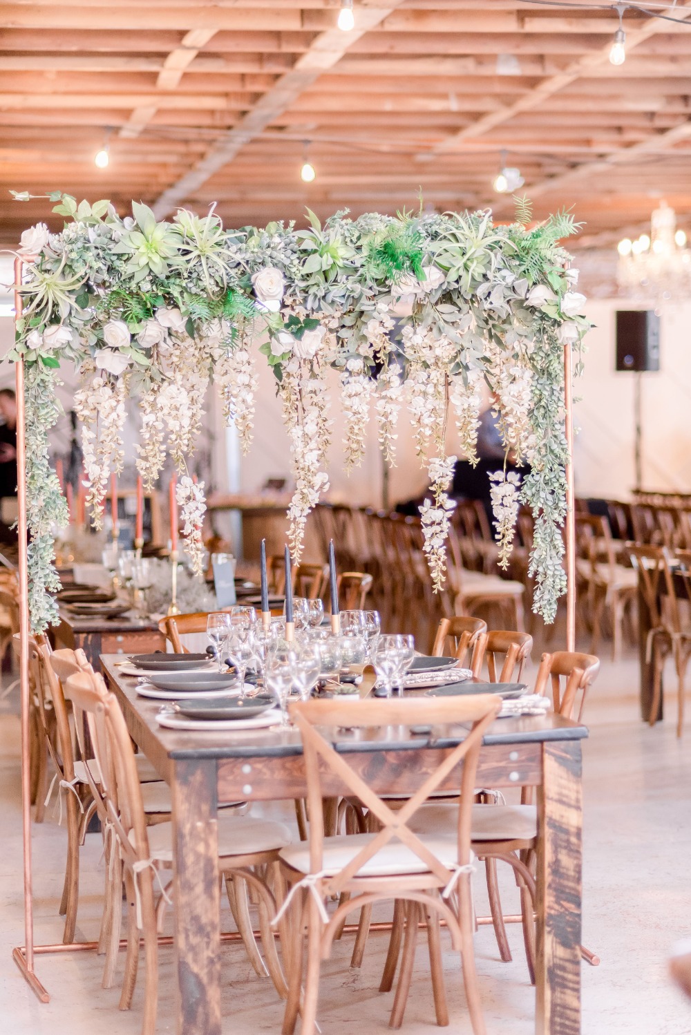 mid-century-modern-mystique-wedding-idea