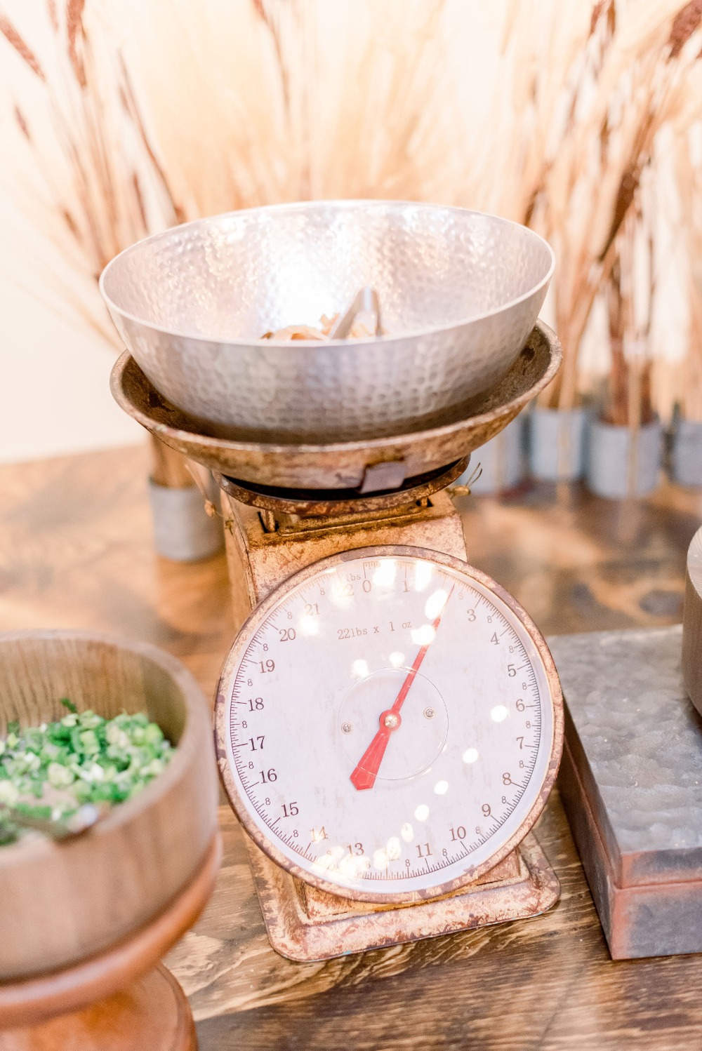mid-century-modern-mystique-wedding-idea