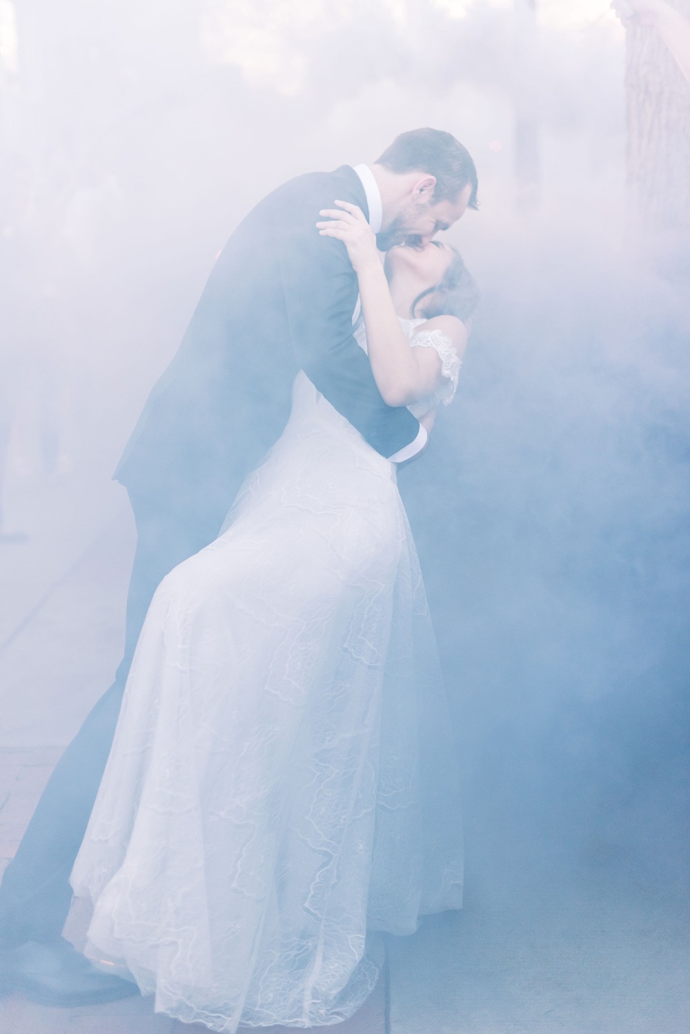 mid-century-modern-mystique-wedding-idea