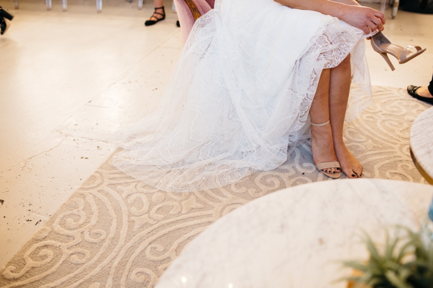 mid-century-modern-mystique-wedding-idea