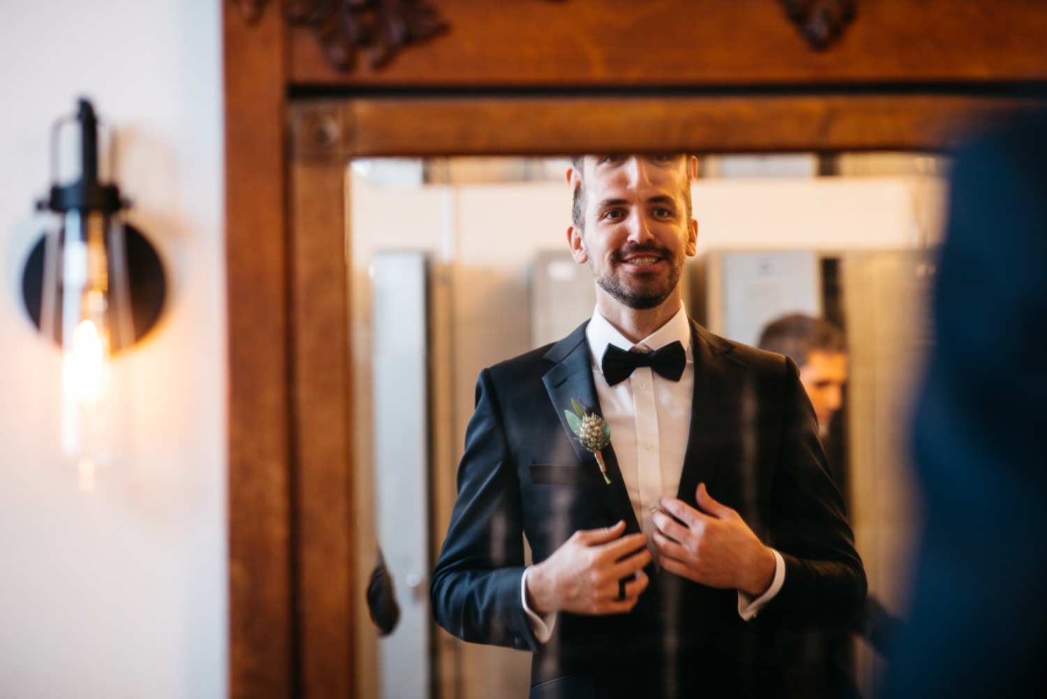 mid-century-modern-mystique-wedding-idea