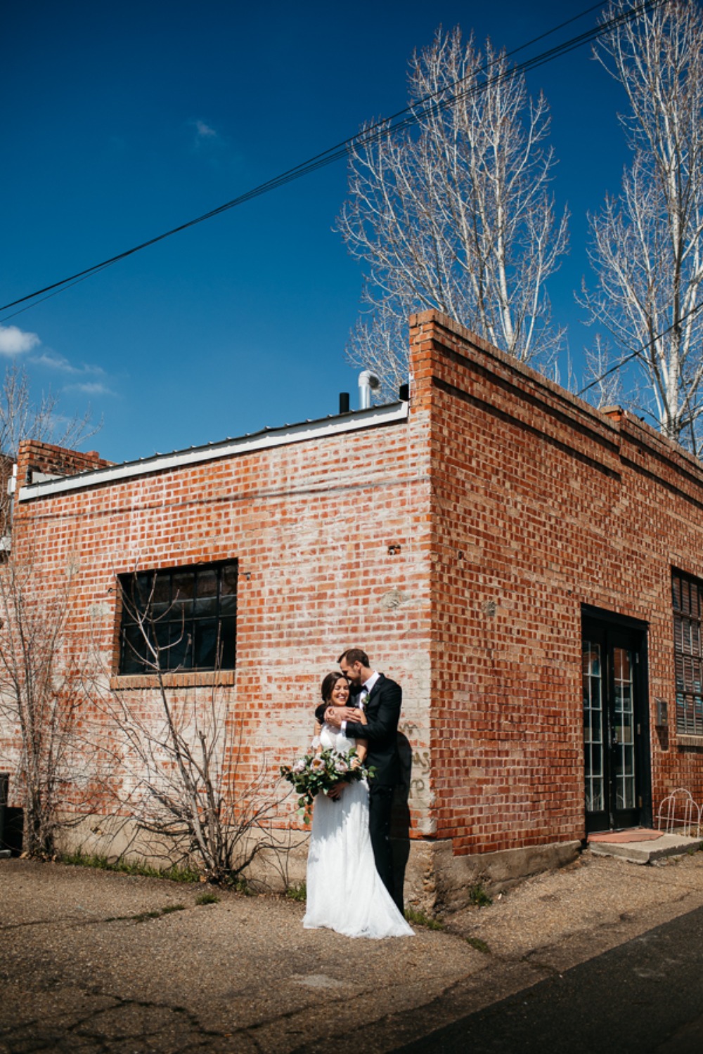 mid-century-modern-mystique-wedding-idea