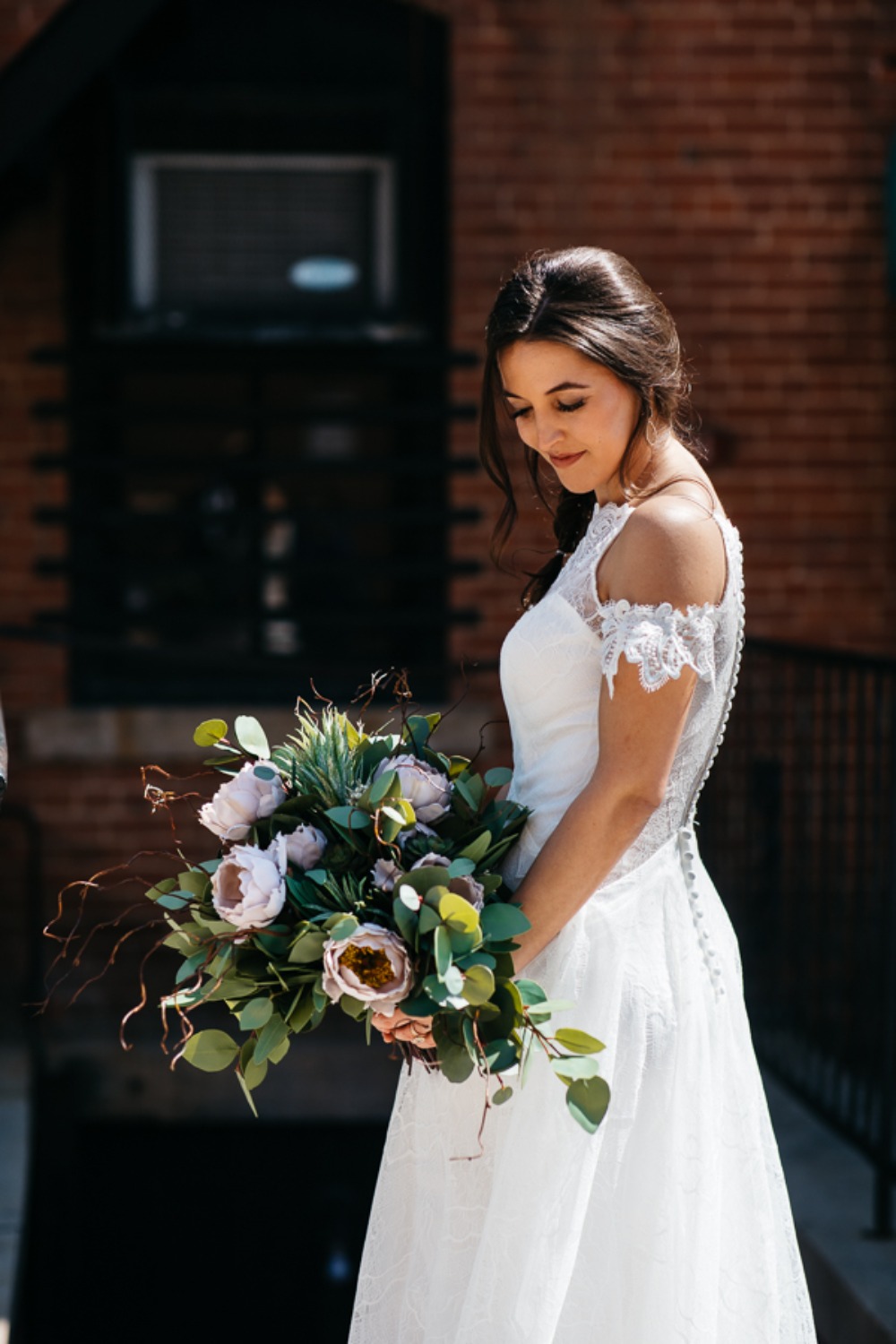 mid-century-modern-mystique-wedding-idea