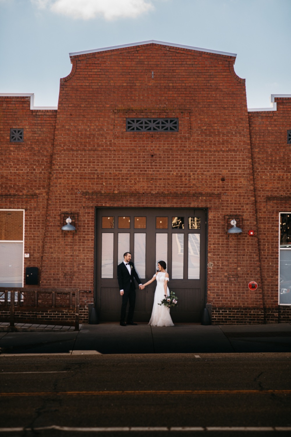 mid-century-modern-mystique-wedding-idea