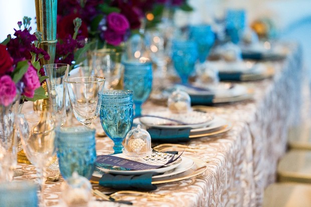 gold and blue wedding table decor