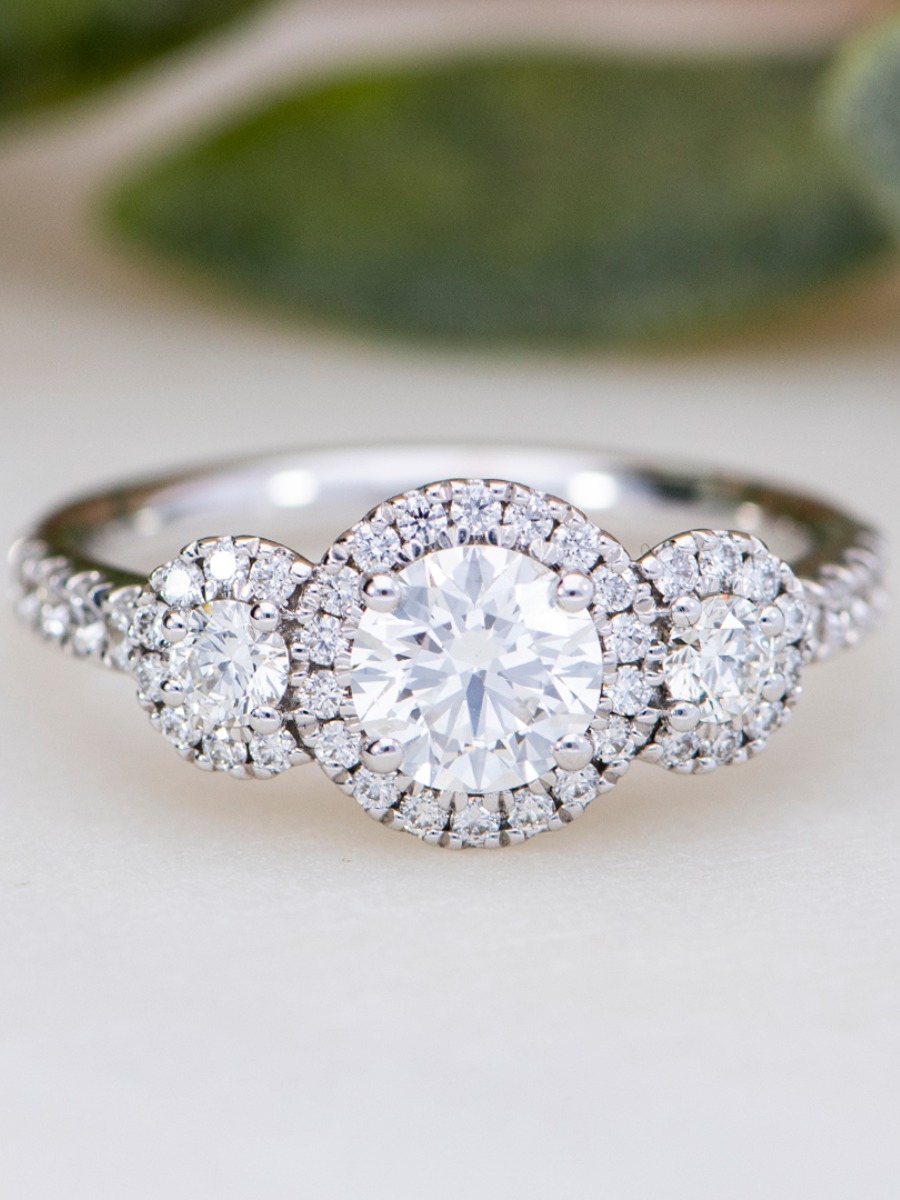 This Is the Reason Everyone Loves a Diamond Engagement Ring