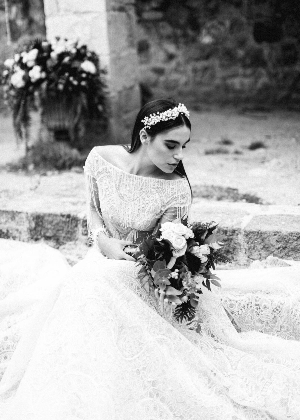 winter-snow-white-bridal-inspirati