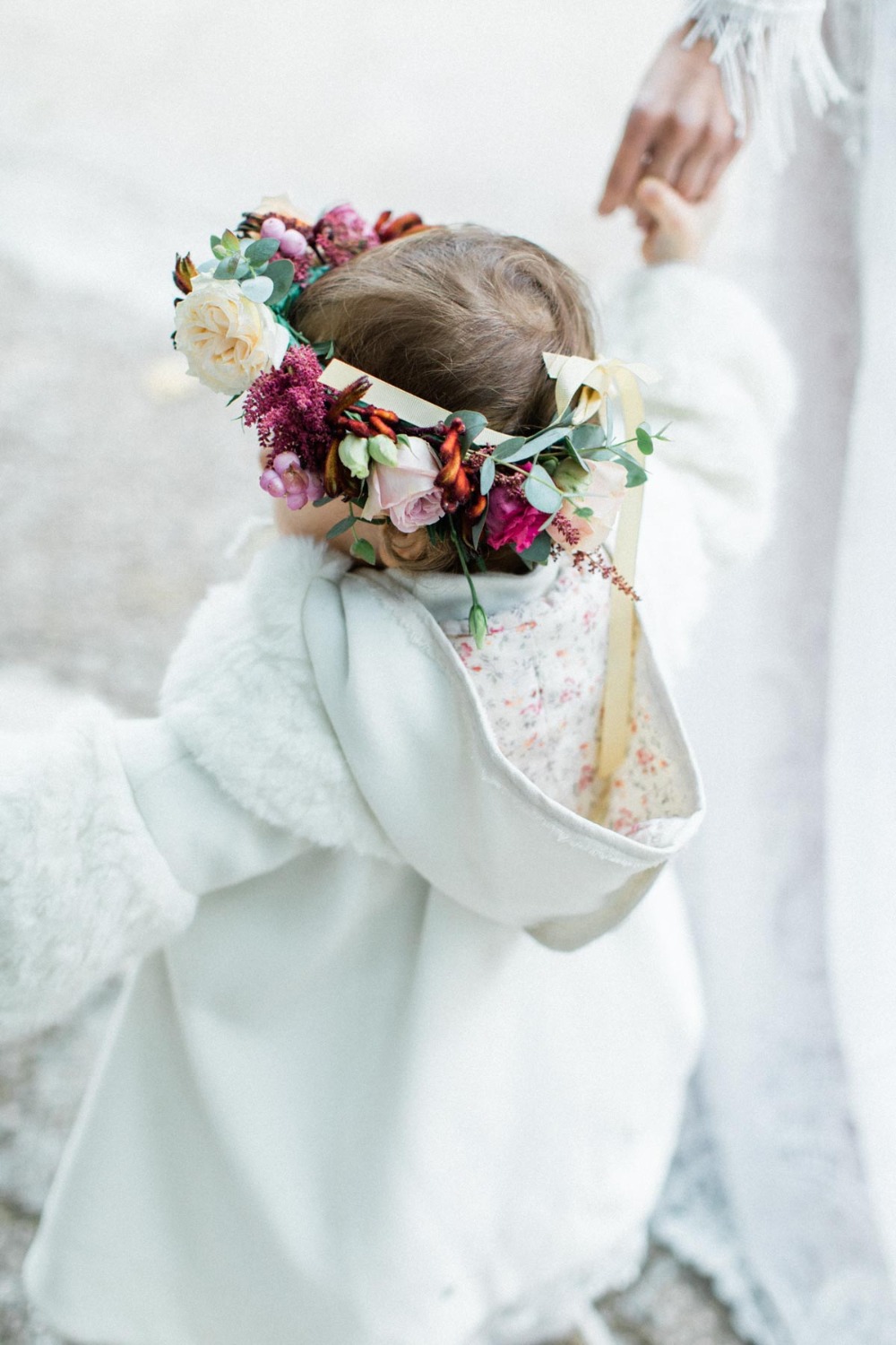 winter-snow-white-bridal-inspirati