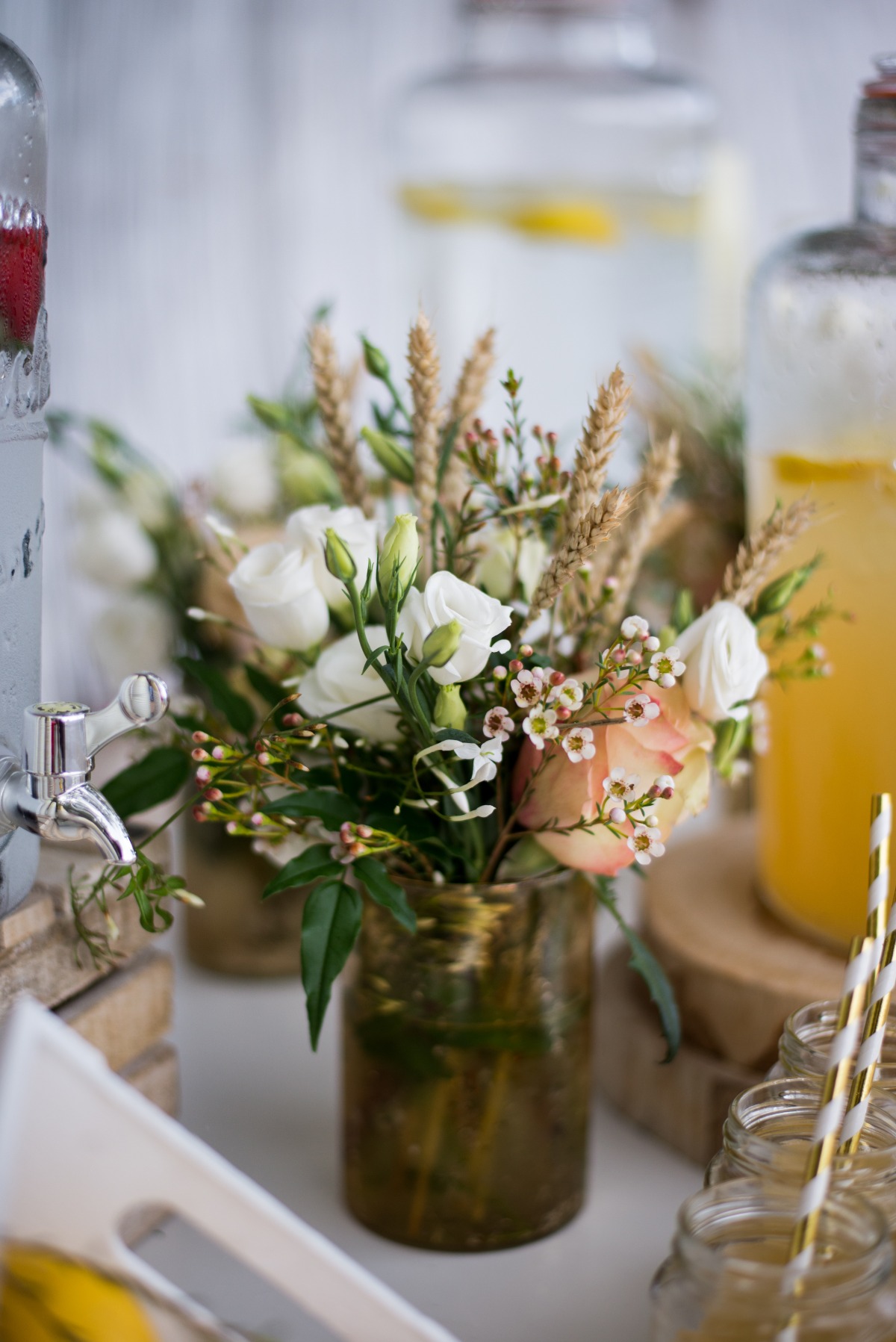 122mitheo-events-boho-chic-coral-and-dus