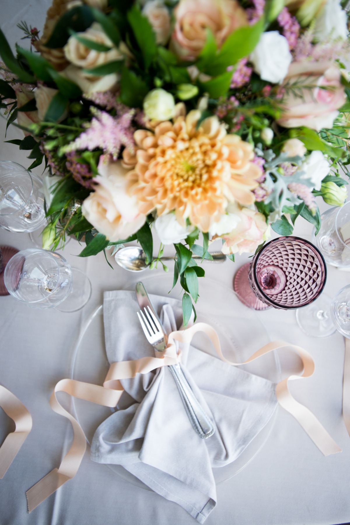 26mitheo_events_boho_chic_-coral-wedding