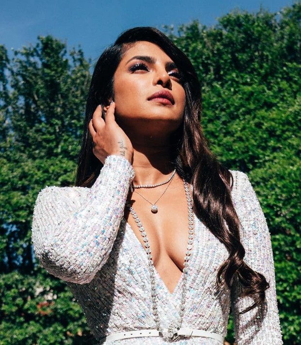 Priyanka Chopraâs BBMA Gown Was All the Bride Goals