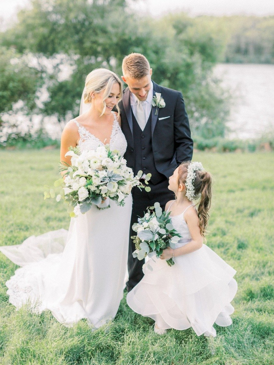 How to Have a Beautiful Lakefront Wedding in Blue and Grey