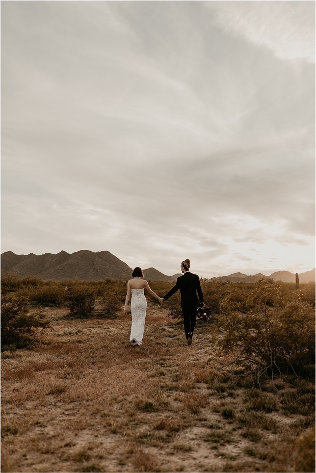 desert wedding couple