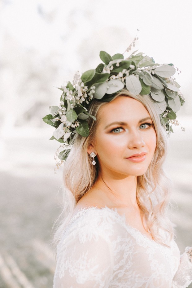 fresh faced bride with eucalyptus halo