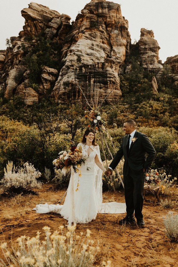 romantic elopement at Zion National Park