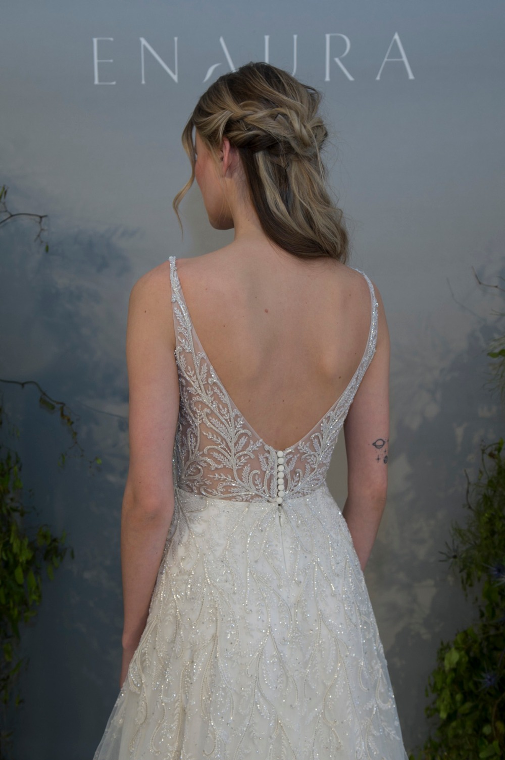 enaura-fall-2019-bridal-collection