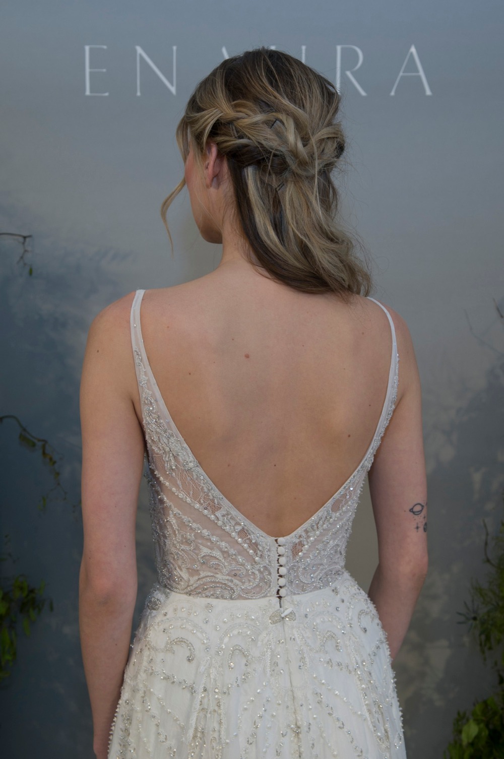 enaura-fall-2019-bridal-collection