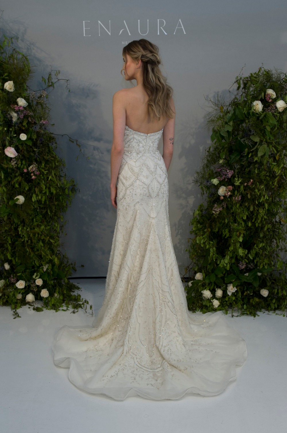 enaura-fall-2019-bridal-collection