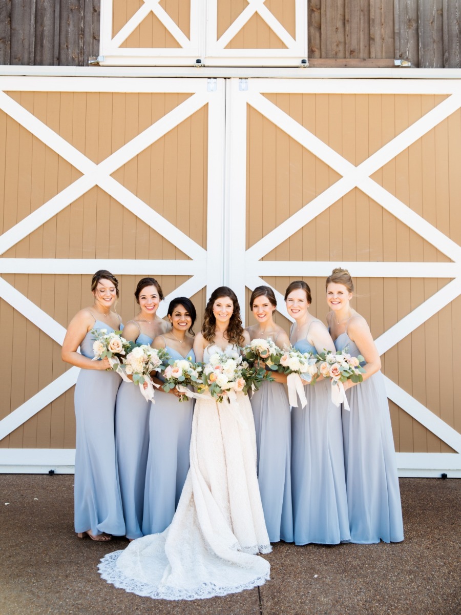 How to Have a Stylish Summer Farm Wedding