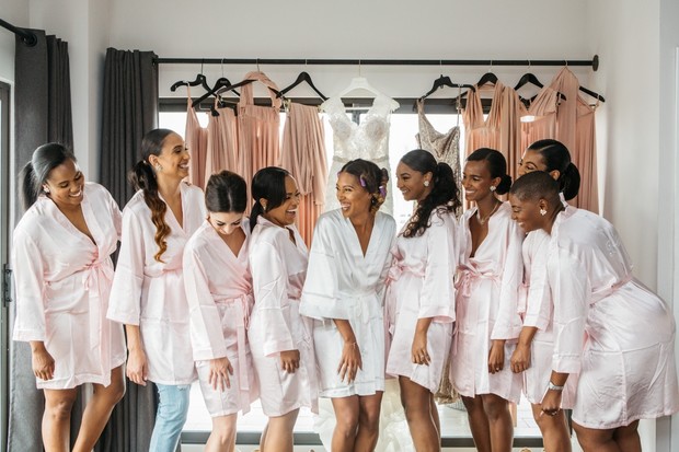 getting ready bridal party