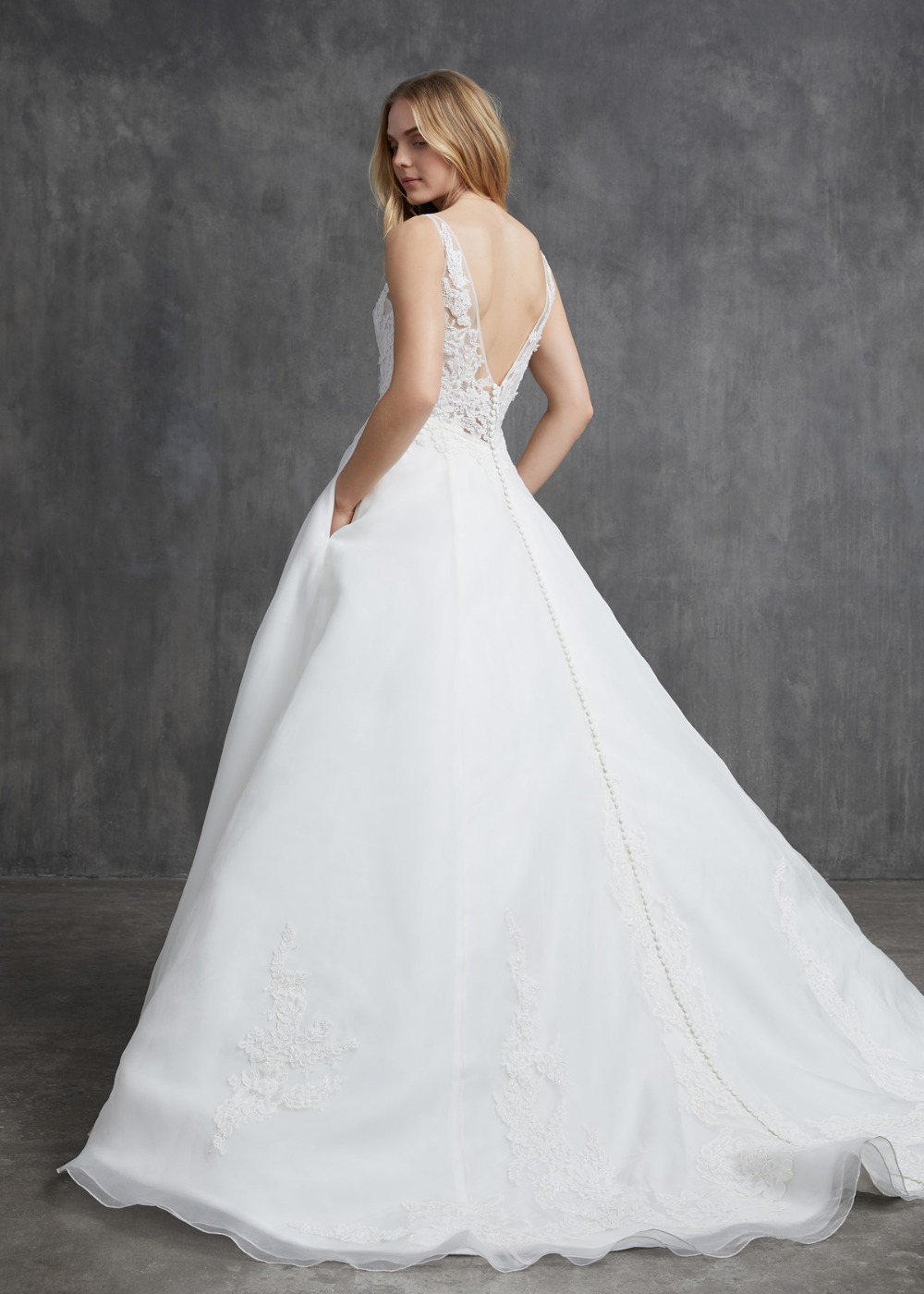 kelly-faetanini-spring-2020-bridal-colle