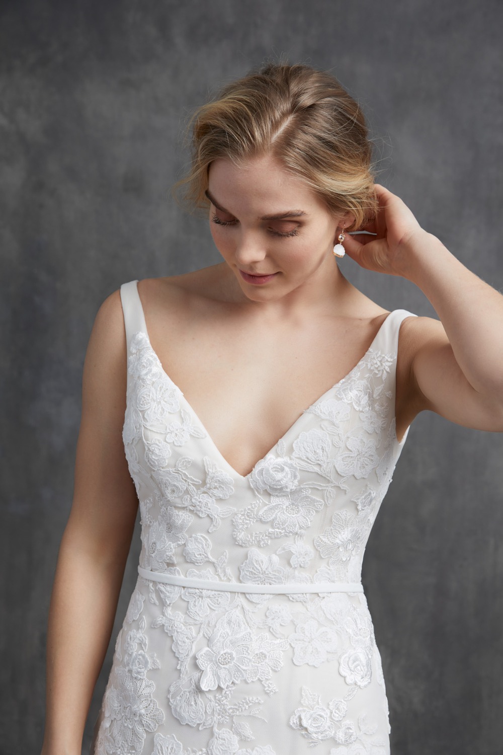 kelly-faetanini-spring-2020-bridal-colle